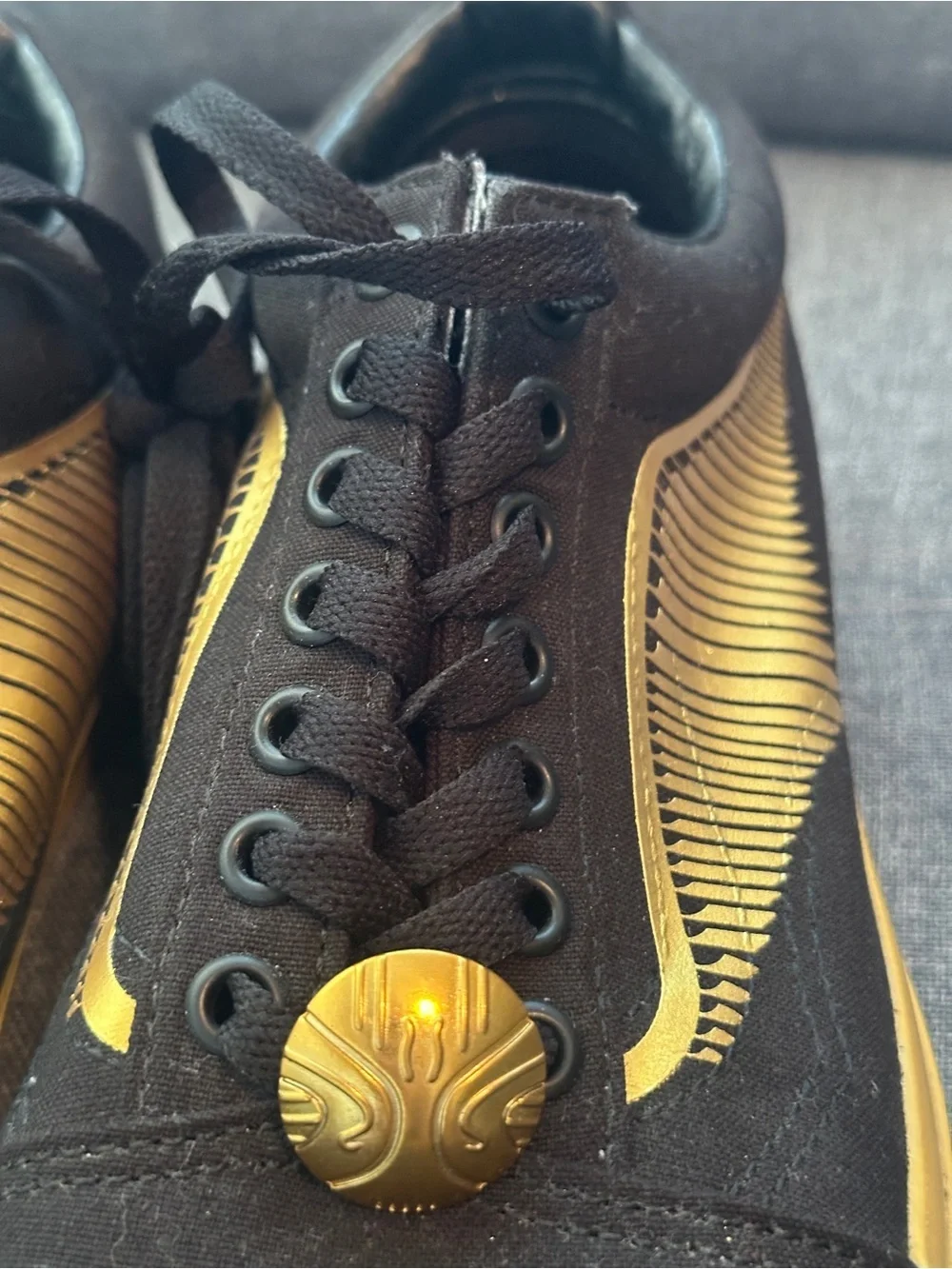 Size 7.5 Men’s - Harry Potter x Vans Old Skool Golden Snitch Brand New In Box